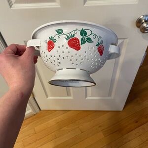 vintage 1983 White Enamel Strawberry Colander